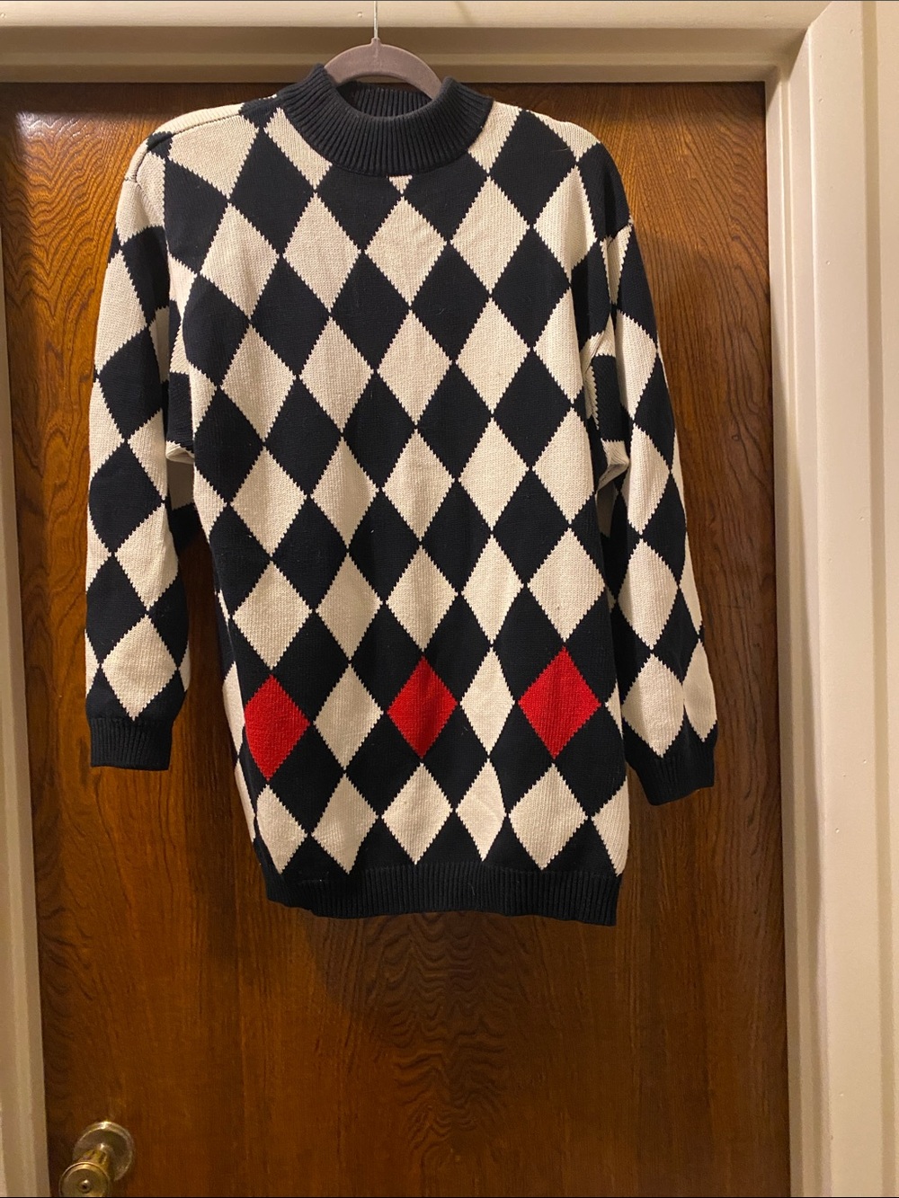 Bechamel Black, Cream & Red Argyle Crewneck Pullover
